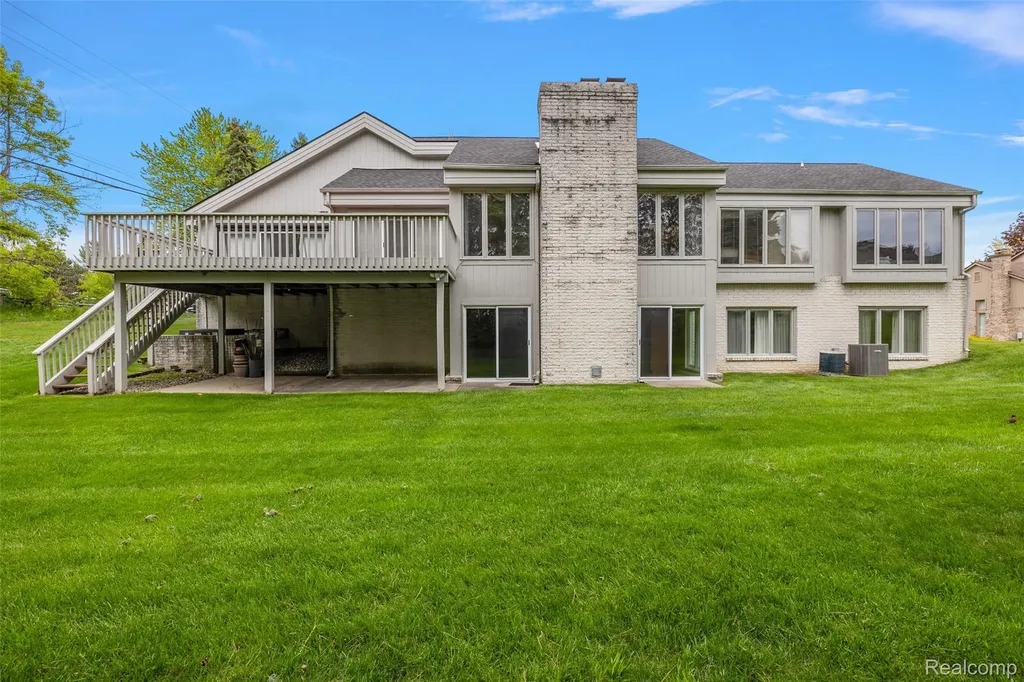 4461 Cherry Hill Drive Orchard Lake Village City MI 48323