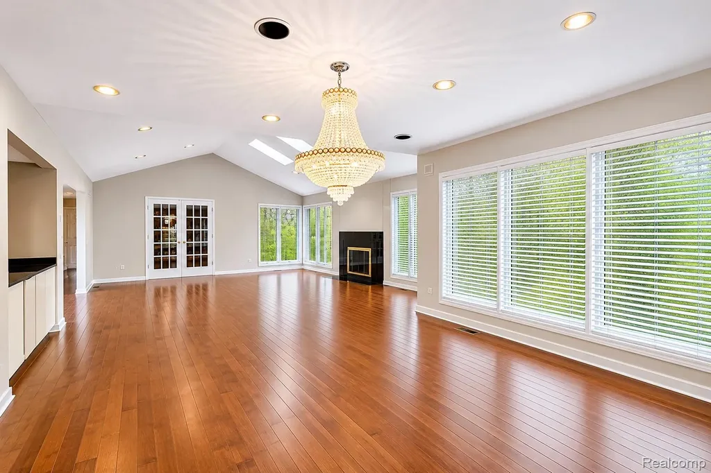 4461 Cherry Hill Drive Orchard Lake Village City MI 48323