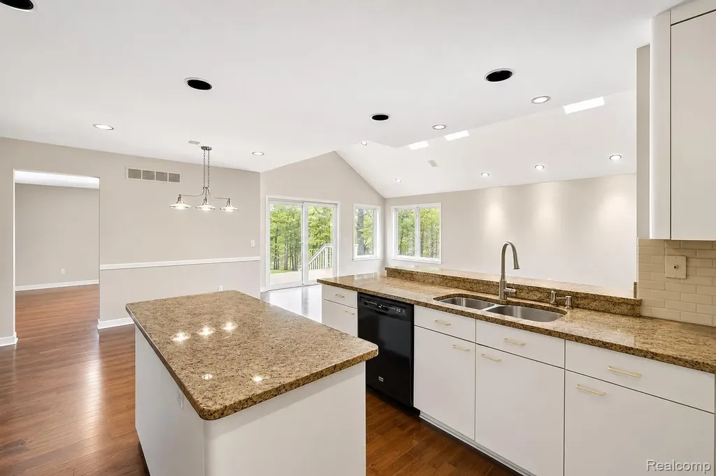 4461 Cherry Hill Drive Orchard Lake Village City MI 48323