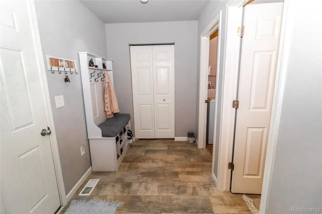 1205 Lancaster Street Lapeer City MI 48446