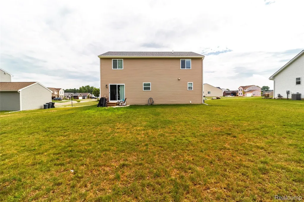 1205 Lancaster Street Lapeer City MI 48446