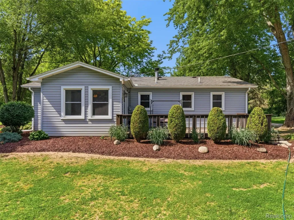 21350 30 Mile Road Ray Township MI 48096