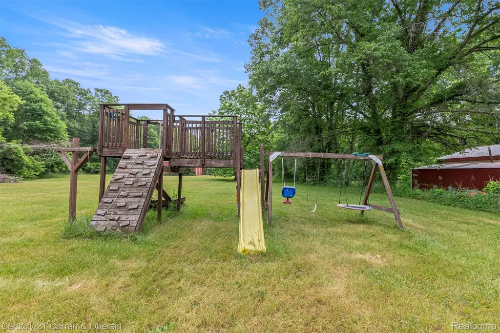 18491 Savage Road Sumpter Township MI 48111