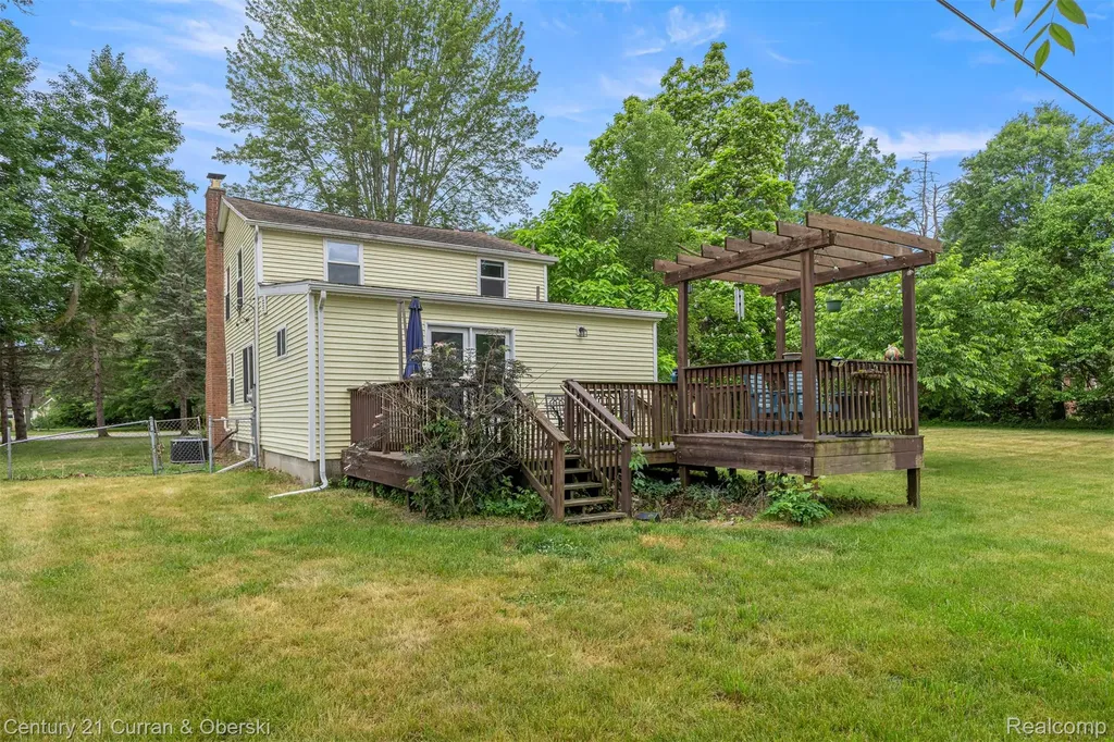 18491 Savage Road Sumpter Township MI 48111