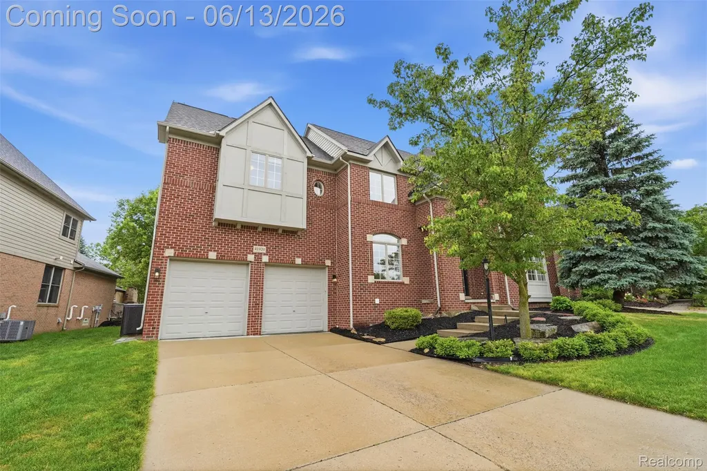 41920 Wolfe Pass Novi City MI 48377