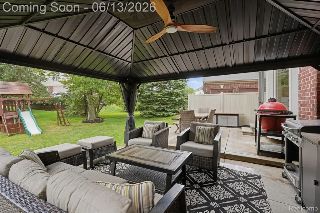 41920 Wolfe Pass Novi City MI 48377