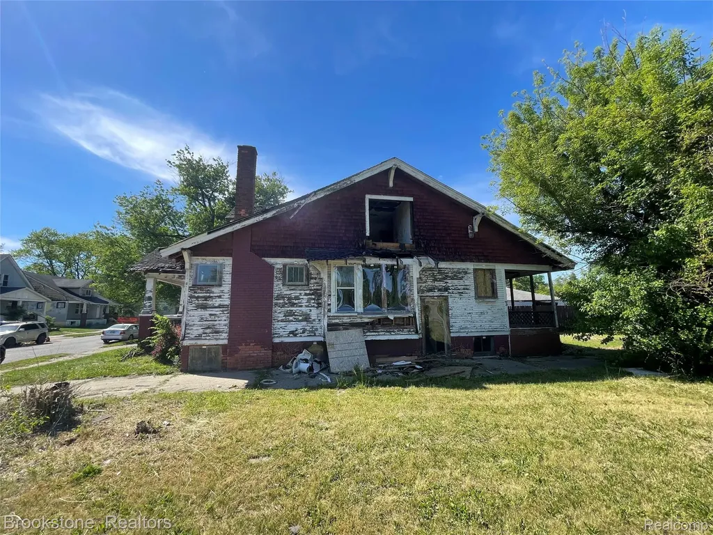 12610 Hamburg Street Detroit City MI 48205