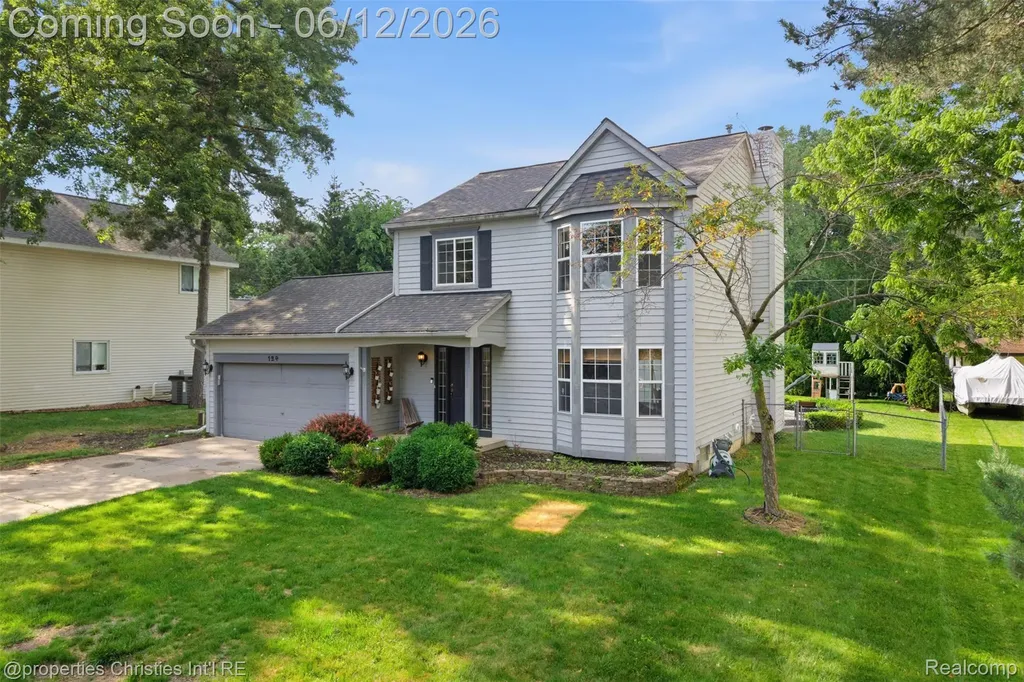 124 Rexton Street Novi City MI 48377