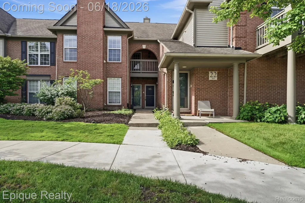 28071 Carlton Way Novi City MI 48377