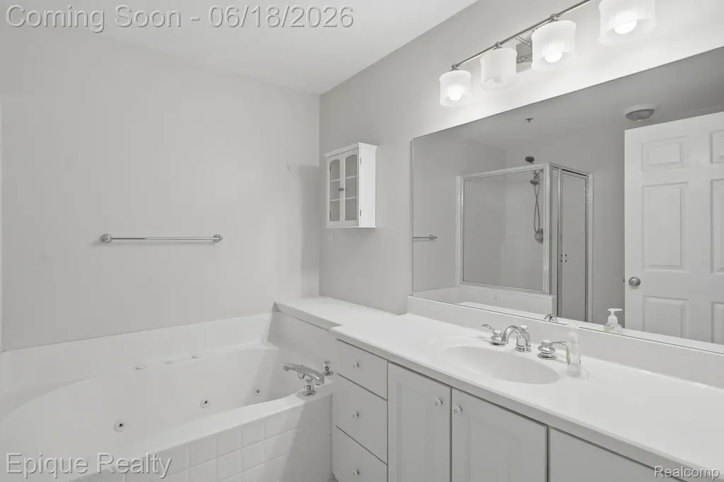 28071 Carlton Way Novi City MI 48377