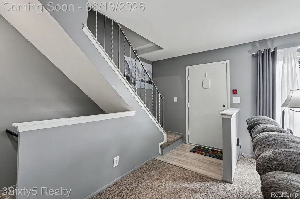 37592 Garden Court Westland City MI 48185