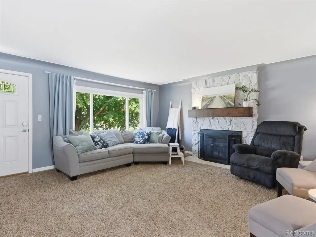 7790 Powers Court Shelby Charter Township MI 48317