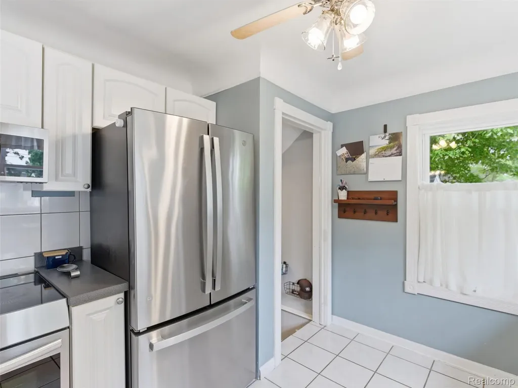 7790 Powers Court Shelby Charter Township MI 48317