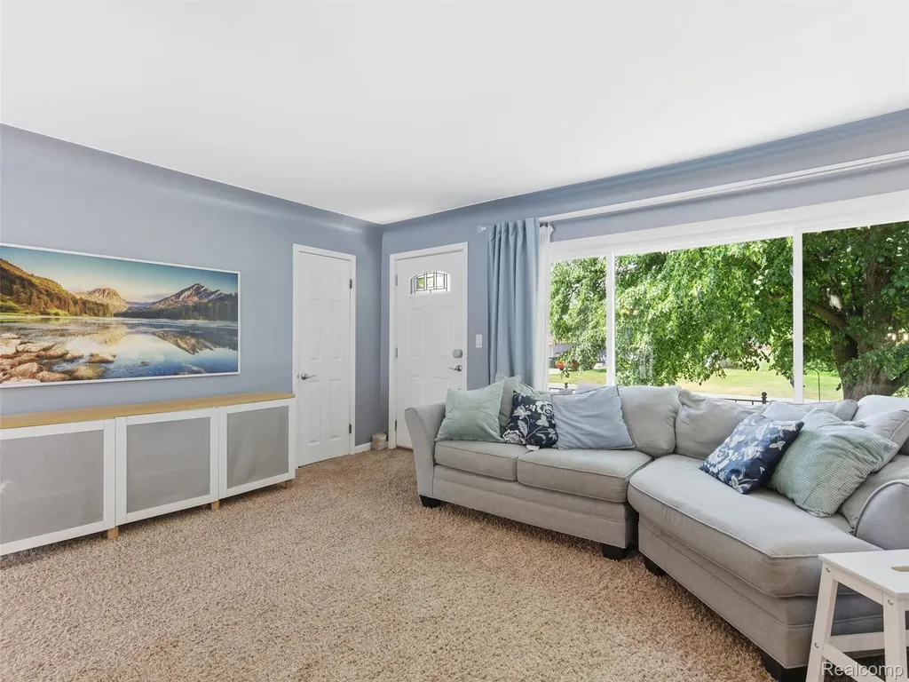 7790 Powers Court Shelby Charter Township MI 48317