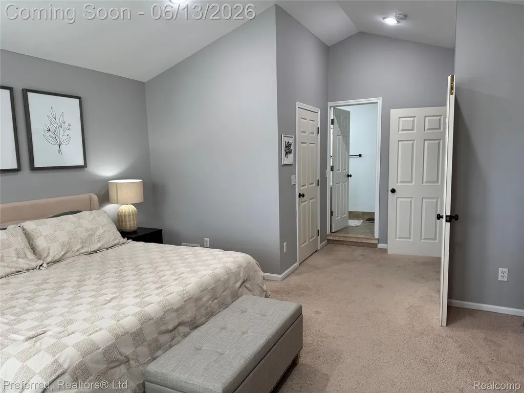 6536 Greenbriar Drive Van Buren Charter Township MI 48111