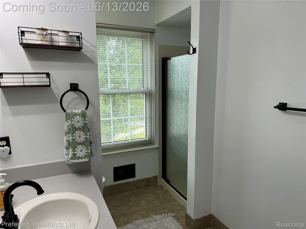 6536 Greenbriar Drive Van Buren Charter Township MI 48111