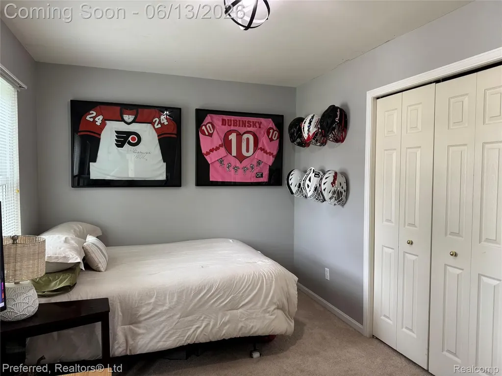 6536 Greenbriar Drive Van Buren Charter Township MI 48111