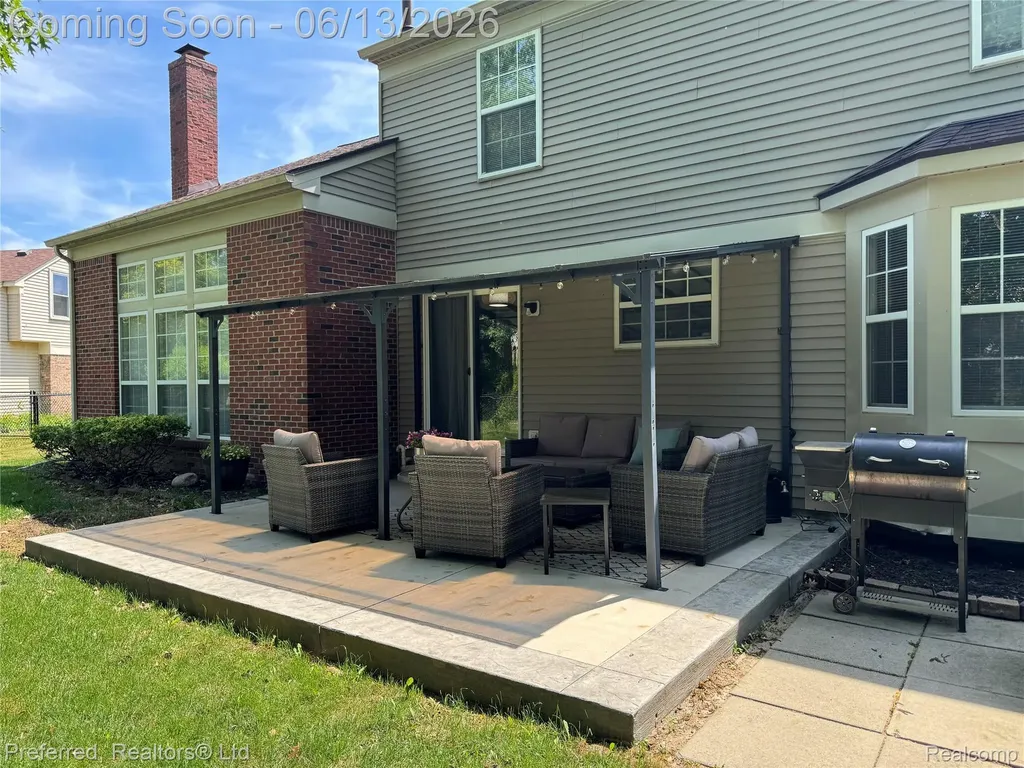 6536 Greenbriar Drive Van Buren Charter Township MI 48111