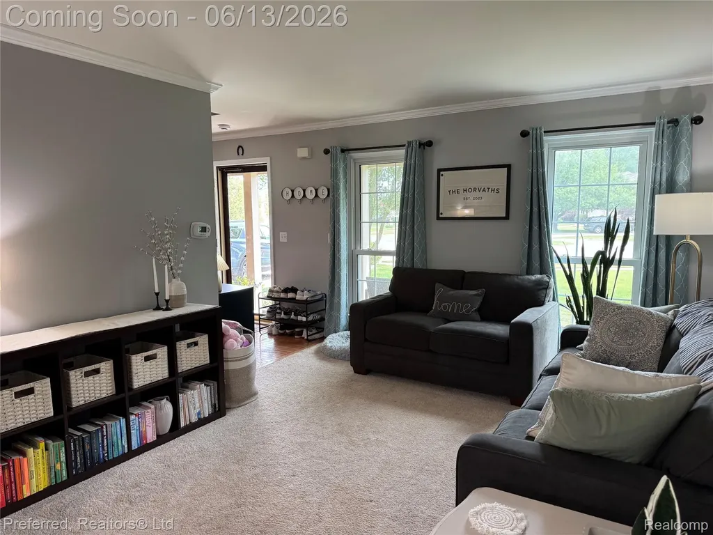 6536 Greenbriar Drive Van Buren Charter Township MI 48111