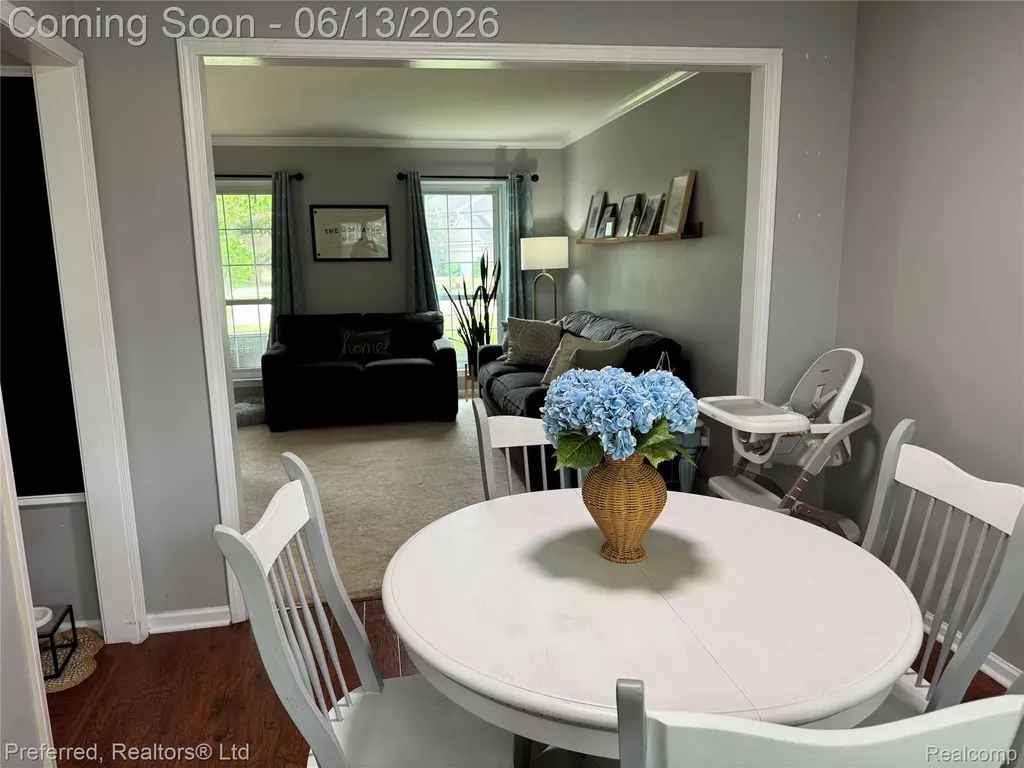 6536 Greenbriar Drive Van Buren Charter Township MI 48111