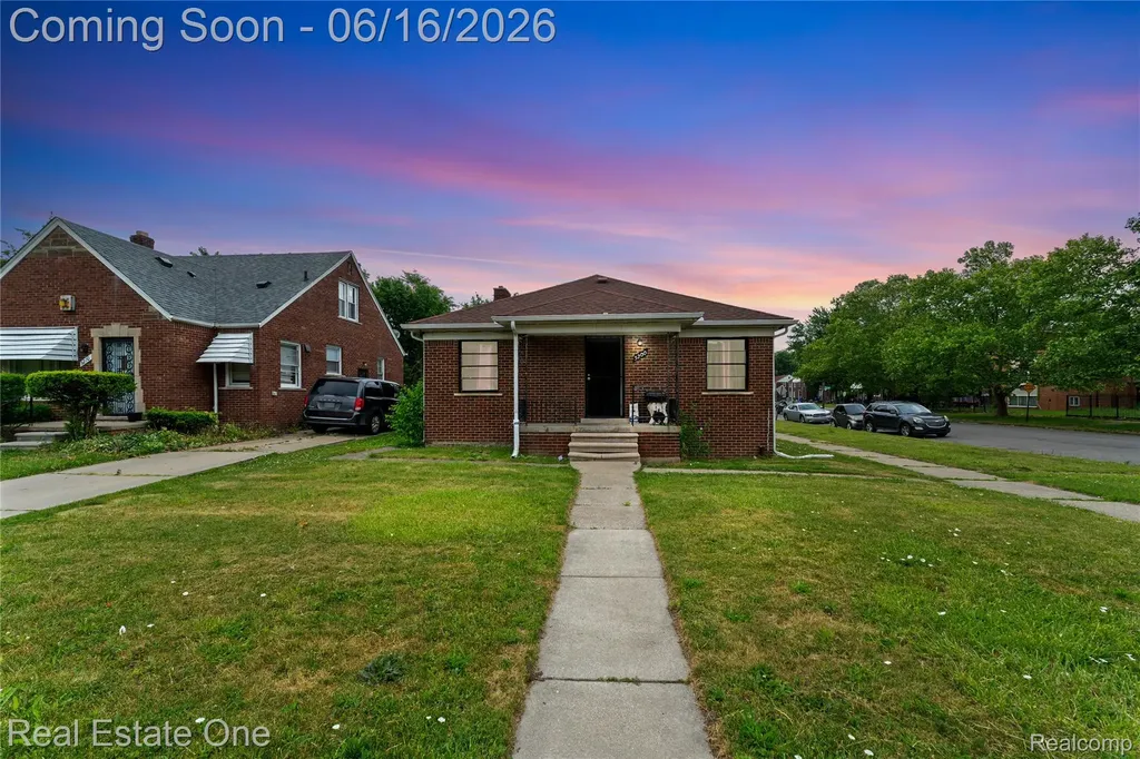 5200 Chalmers Street Detroit City MI 48213