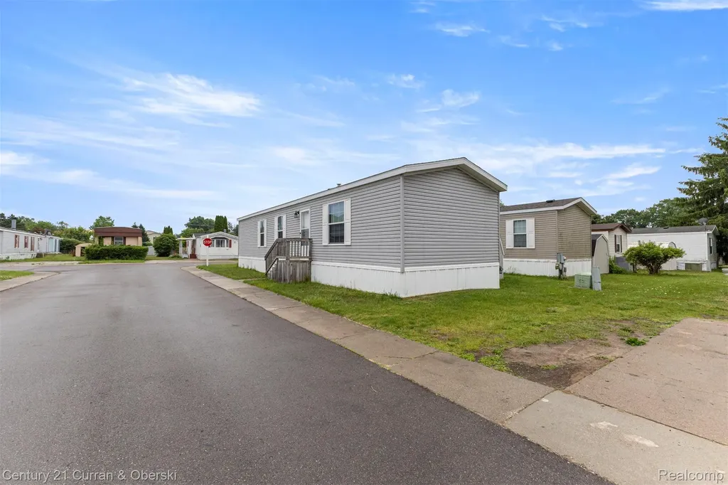 76 Fawn Lake Drive Walled Lake City MI 48390
