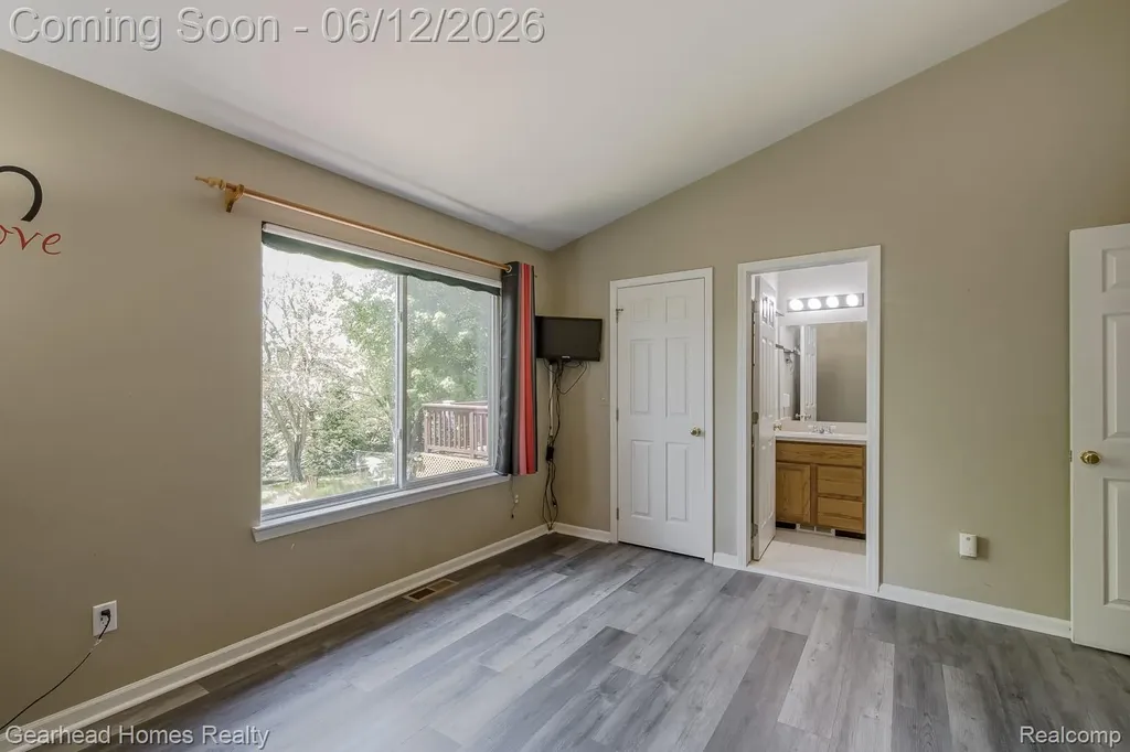 1062 Princeton Drive Waterford Charter Township MI 48327