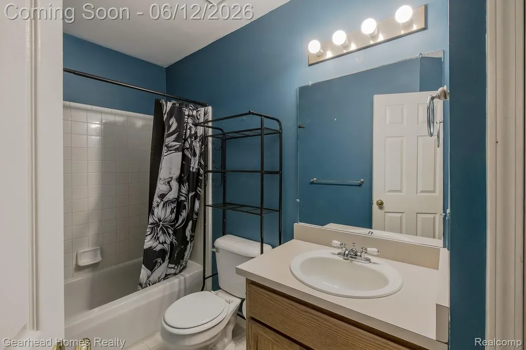 1062 Princeton Drive Waterford Charter Township MI 48327