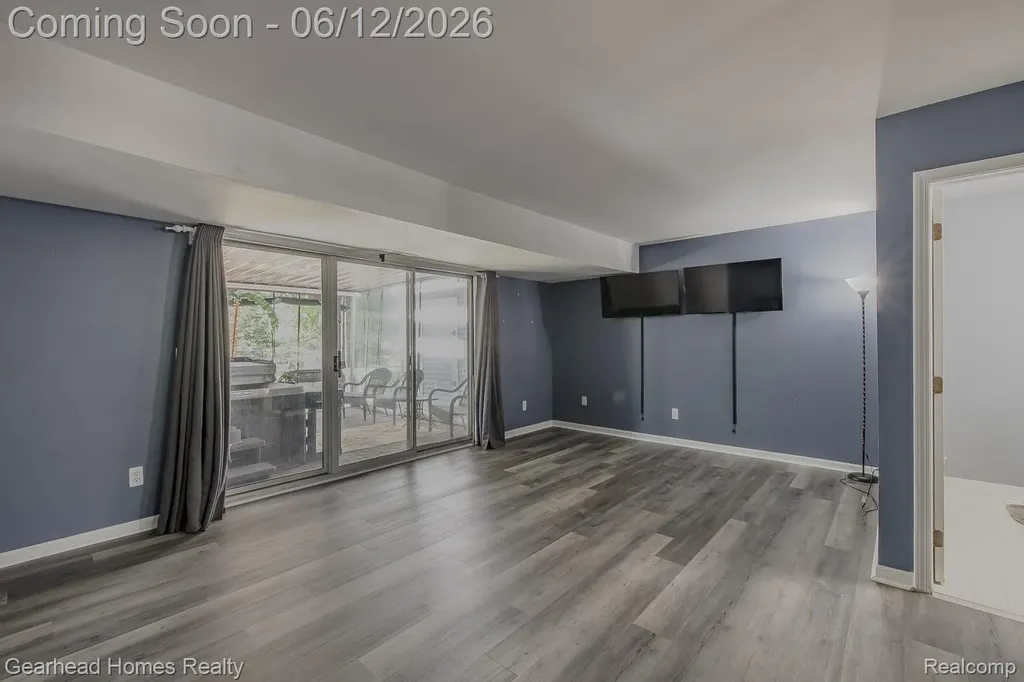 1062 Princeton Drive Waterford Charter Township MI 48327