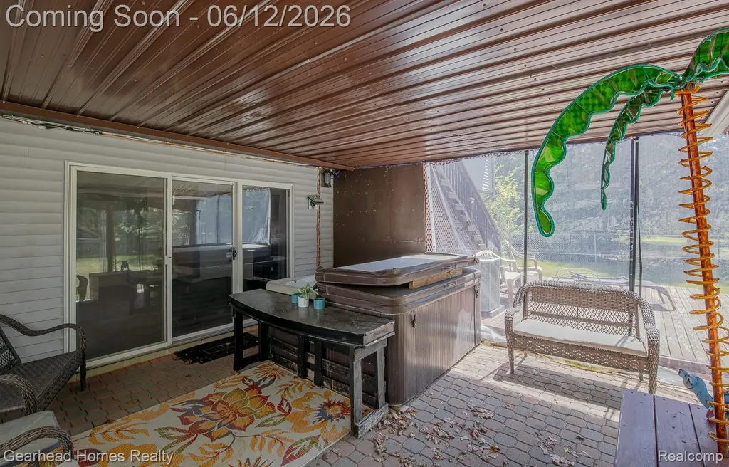 1062 Princeton Drive Waterford Charter Township MI 48327
