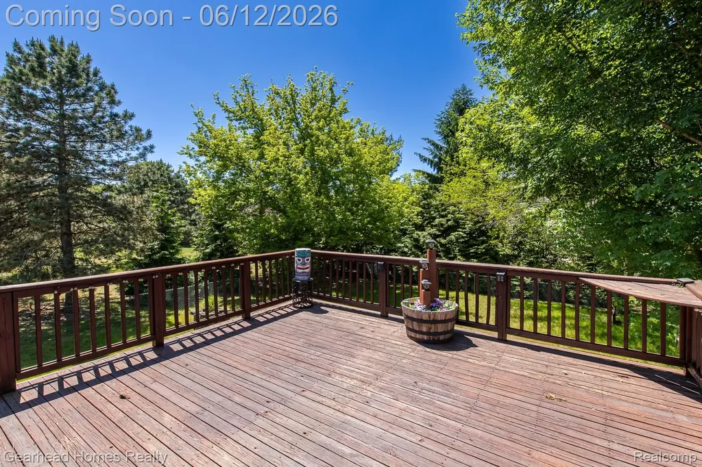 1062 Princeton Drive Waterford Charter Township MI 48327