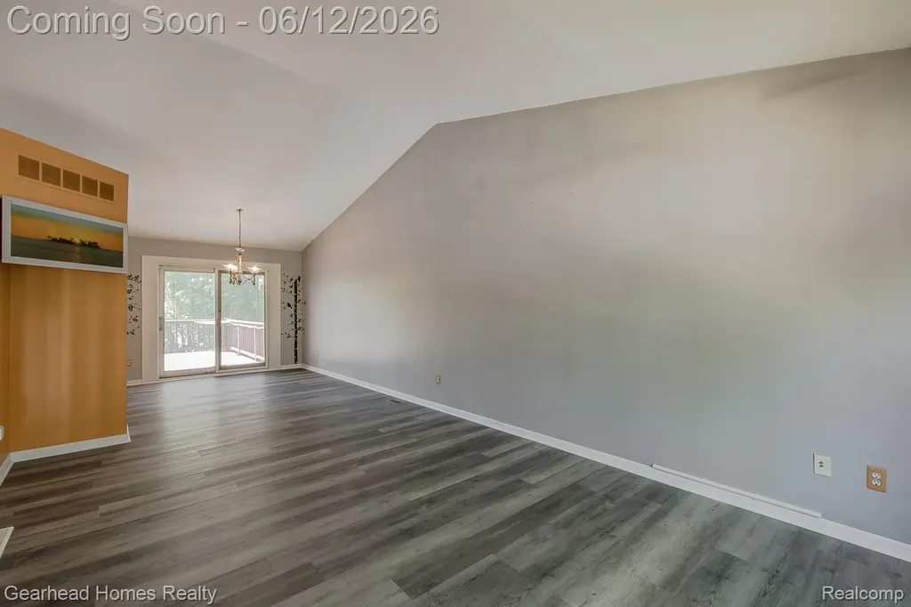 1062 Princeton Drive Waterford Charter Township MI 48327