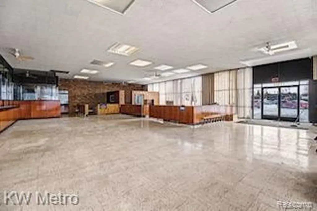12336 Morang Drive Detroit City MI 48224