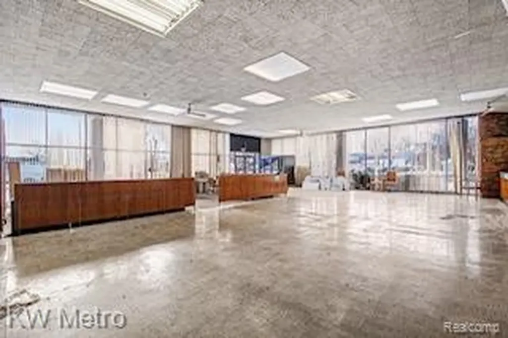 12336 Morang Drive Detroit City MI 48224