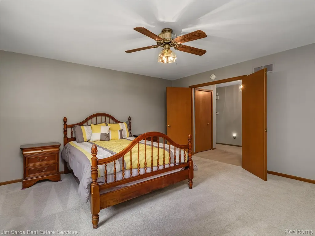 40252 Aynesley Street Clinton Charter Township MI 48038