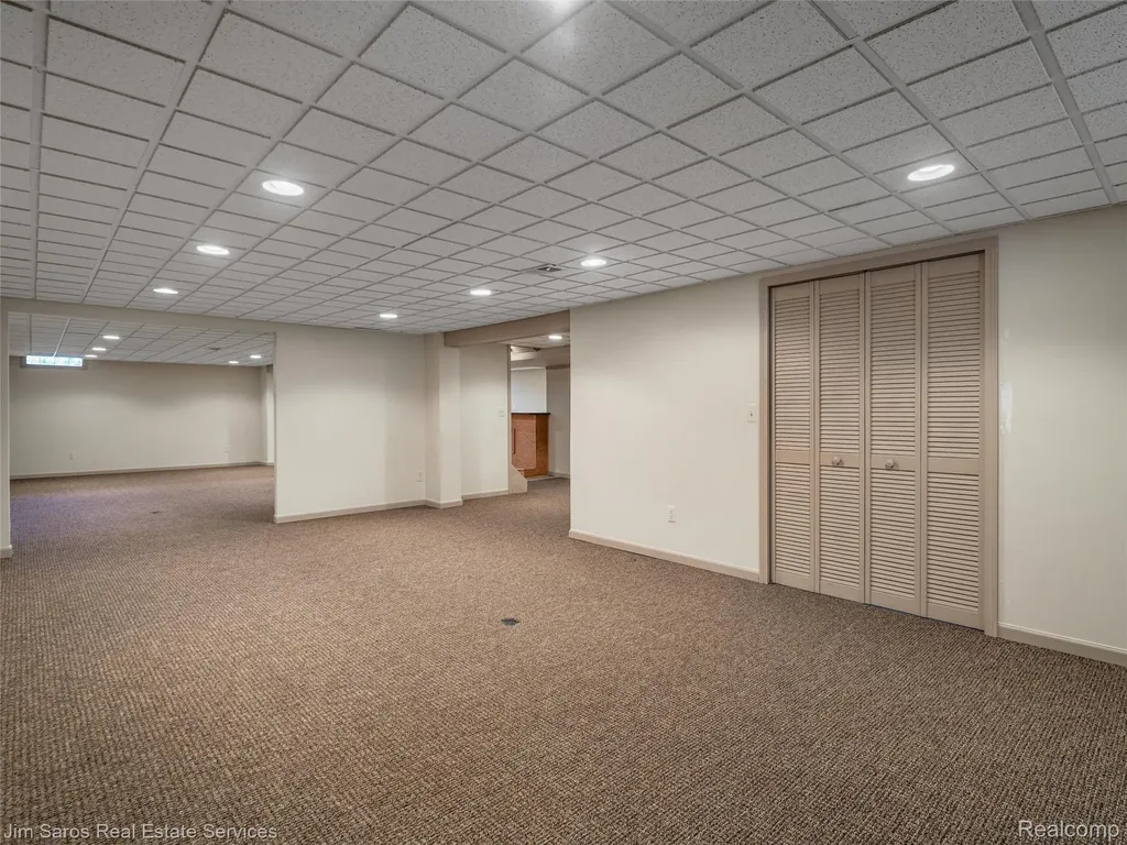 40252 Aynesley Street Clinton Charter Township MI 48038