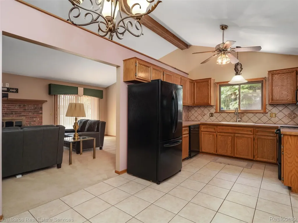 40252 Aynesley Street Clinton Charter Township MI 48038