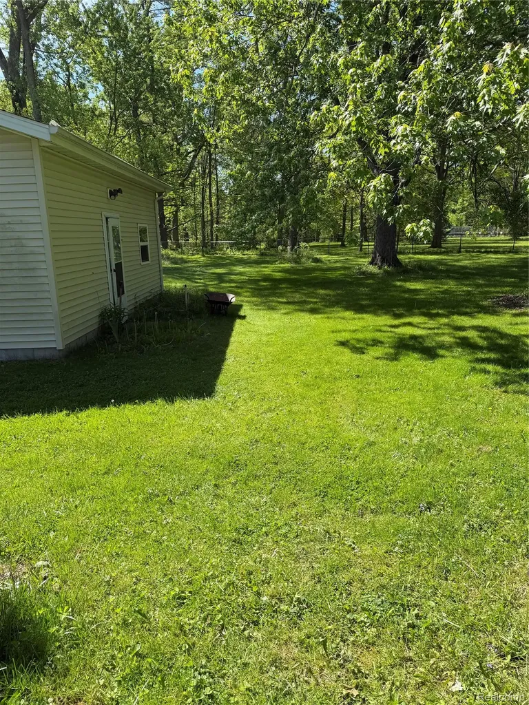 455 6th Street Marysville City MI 48040