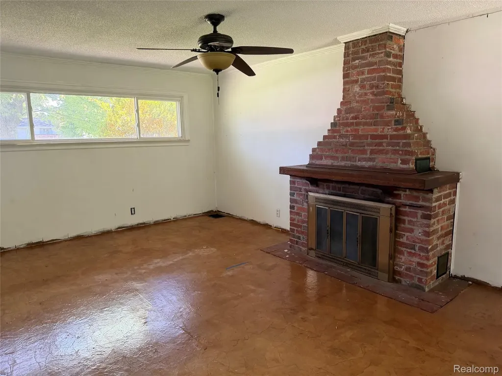 455 6th Street Marysville City MI 48040
