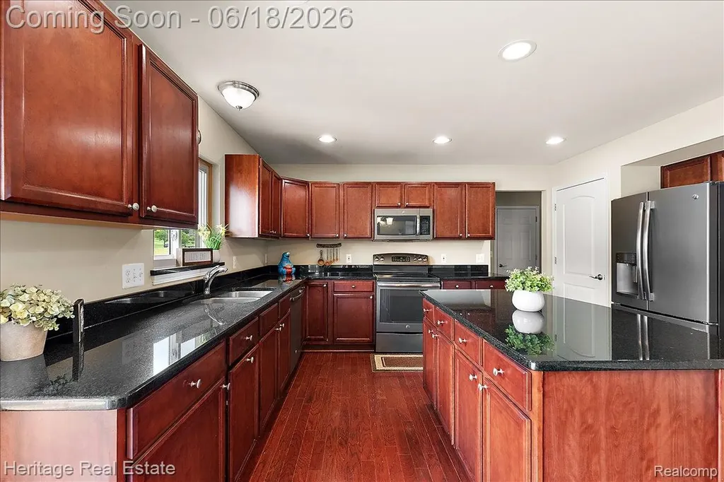 5222 Coulter Lake Boulevard Independence Charter Township MI 48348