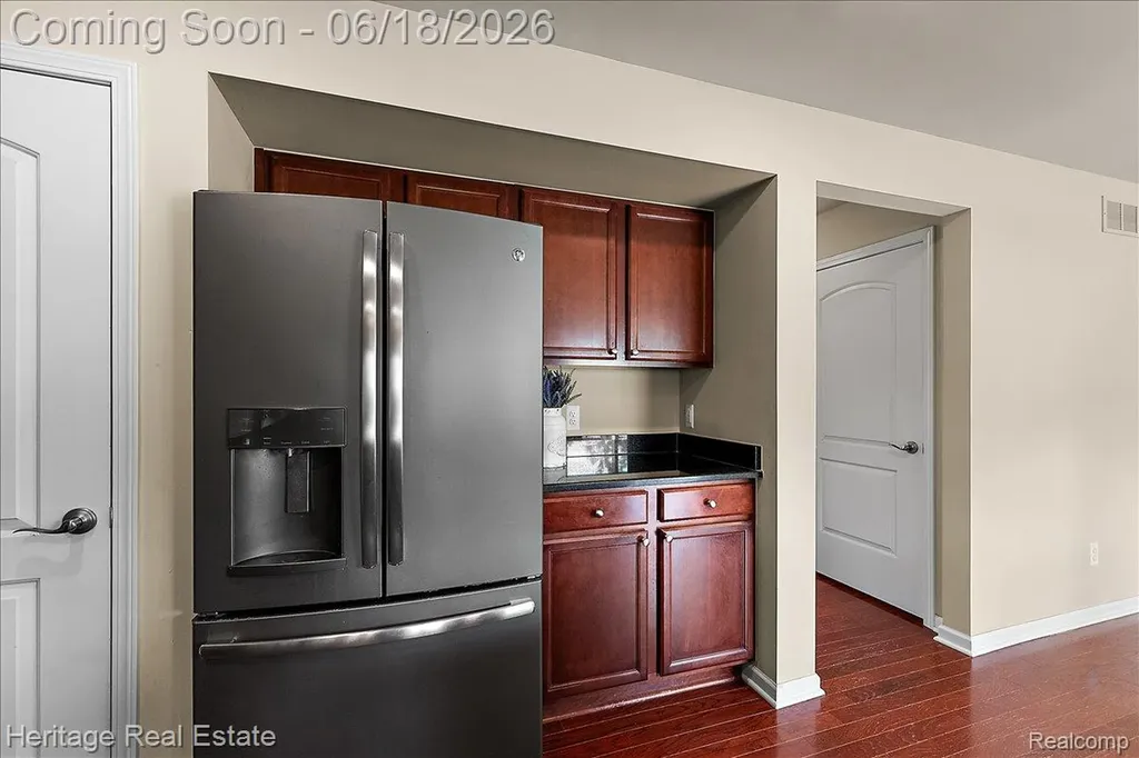 5222 Coulter Lake Boulevard Independence Charter Township MI 48348