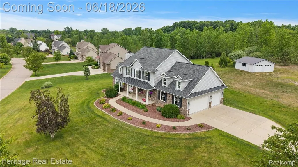 5222 Coulter Lake Boulevard Independence Charter Township MI 48348