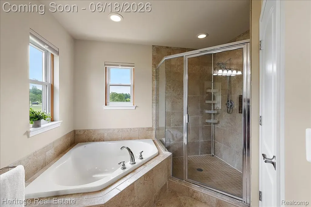 5222 Coulter Lake Boulevard Independence Charter Township MI 48348