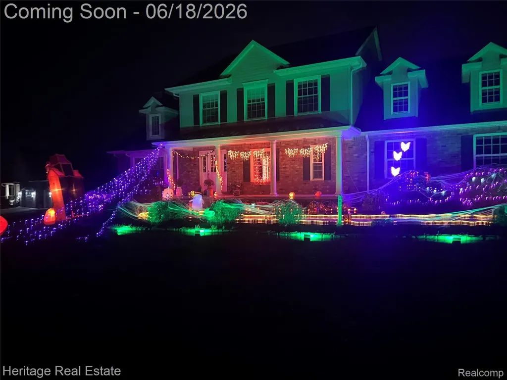 5222 Coulter Lake Boulevard Independence Charter Township MI 48348