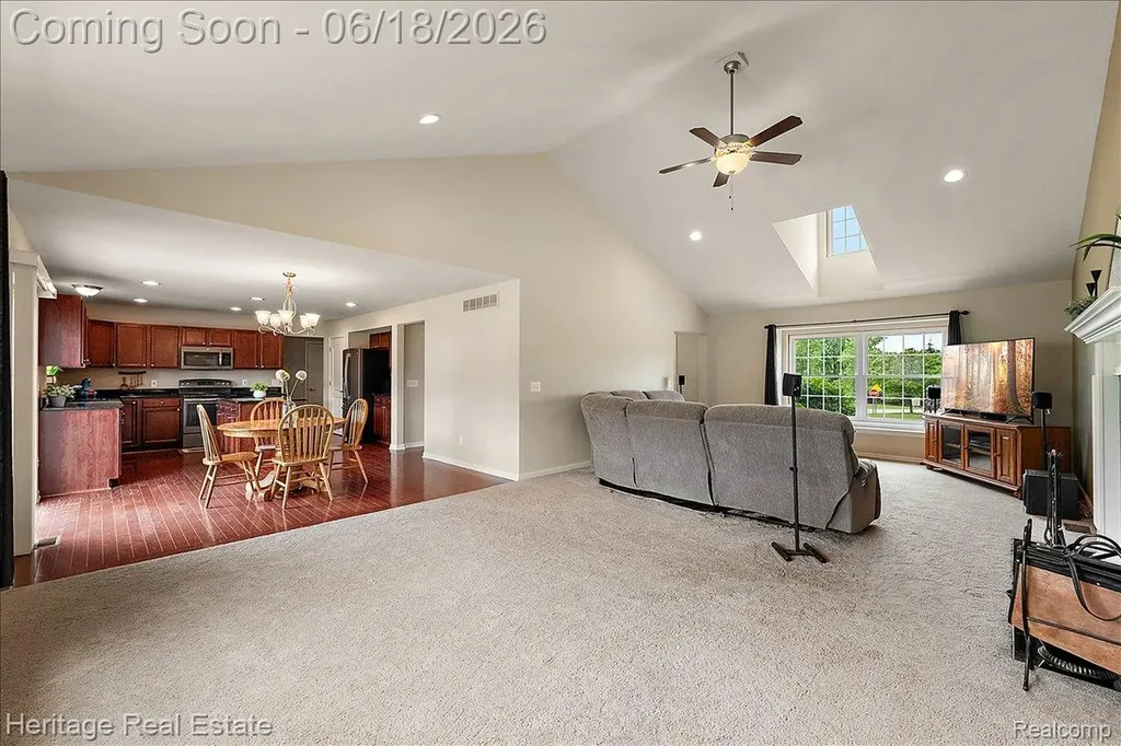 5222 Coulter Lake Boulevard Independence Charter Township MI 48348