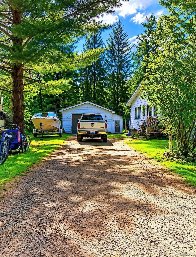 2363 Piper Drive Richfield Township MI 48656