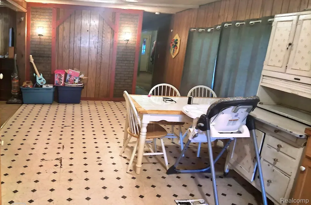 2363 Piper Drive Richfield Township MI 48656