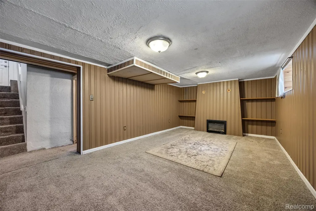 16713 Glastonbury Road Detroit City MI 48219