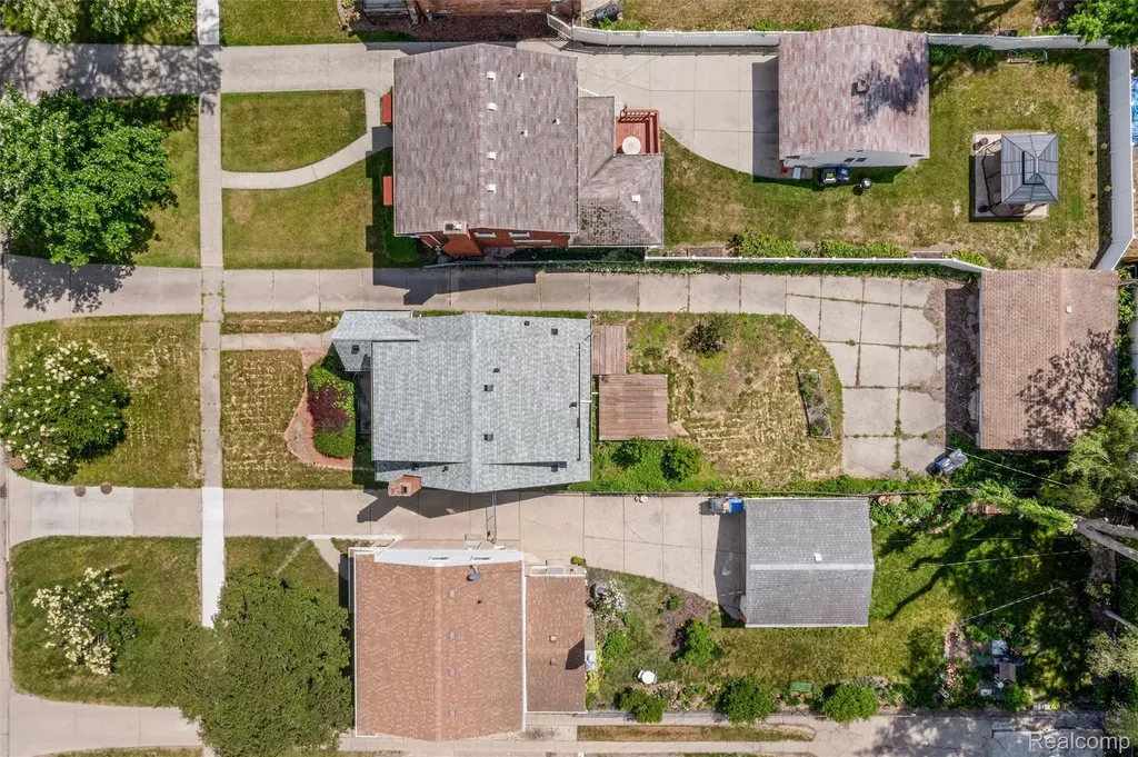 16713 Glastonbury Road Detroit City MI 48219