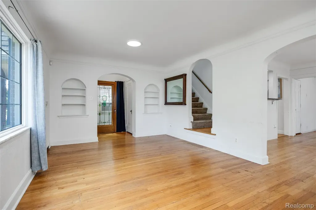 16713 Glastonbury Road Detroit City MI 48219